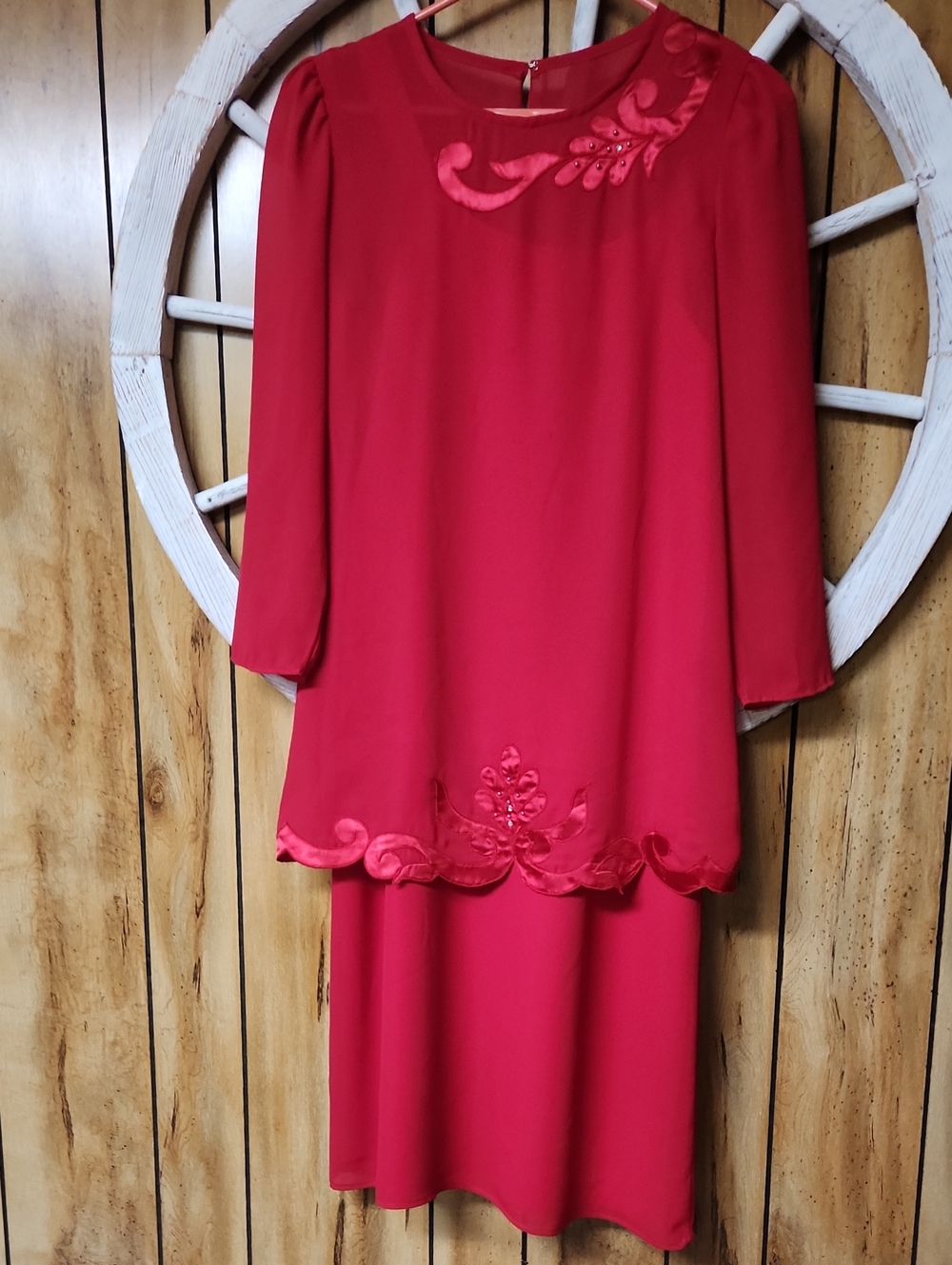 Mr Jay Red Set intricate floral lace embroidery